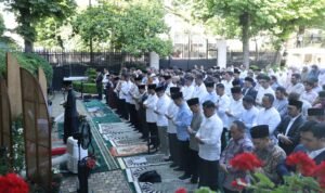 Prabowo Salat Iduladha Bersama Diaspora Indonesia di Paris, Momen Hangat Penuh Kebersamaan