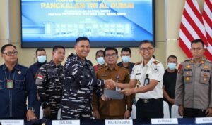 Operasi Gabungan TNI AL Dumai Cegah Masuknya WNA Ilegal Lewat Laut